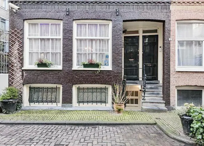 Amsterdam Home